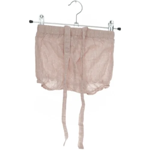 Bloomers i lyserød fra H&M (str. 74)