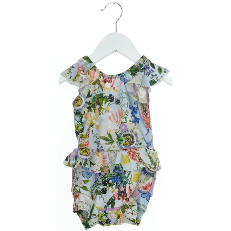 Badedragt med blomstermotiv fra Molo (str. 92)