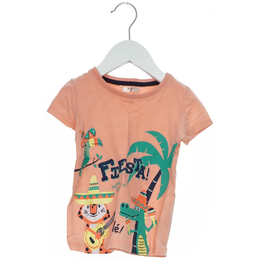 T-Shirt med Fiesta-motiv (str. 86)
