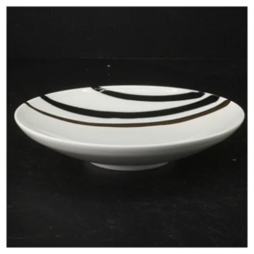 Porcelænstallerken med kantmønster fra Royal Copenhagen (str. 17,5 cm)