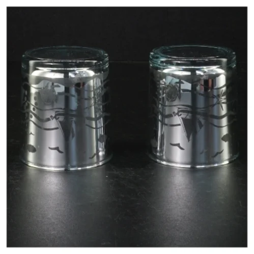 Graverede glaslysestager (str. H 8 cm)