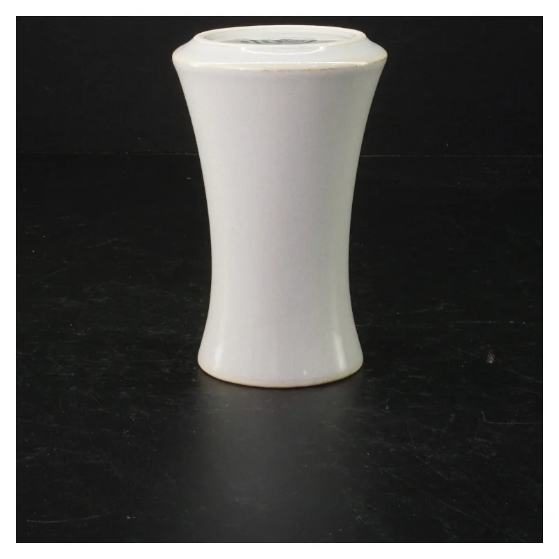 Keramikvase fra B&G (str. Sanktioner)