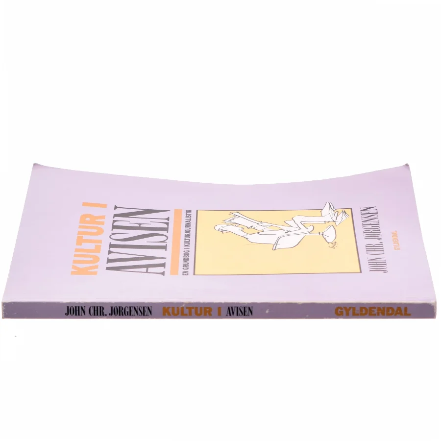 Kultur i avisen : en grundbog i kulturjournalistik af John Chr. Jørgensen (f. 1944) (Bog)