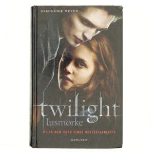 Twilight - tusmørke af Stephenie Meyer (Bog)