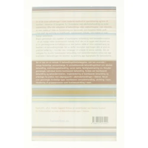 Behandlingsarbejde i team : teambaseret behandling med behandlerrotation af Anette Søgaard Nielsen (Bog)