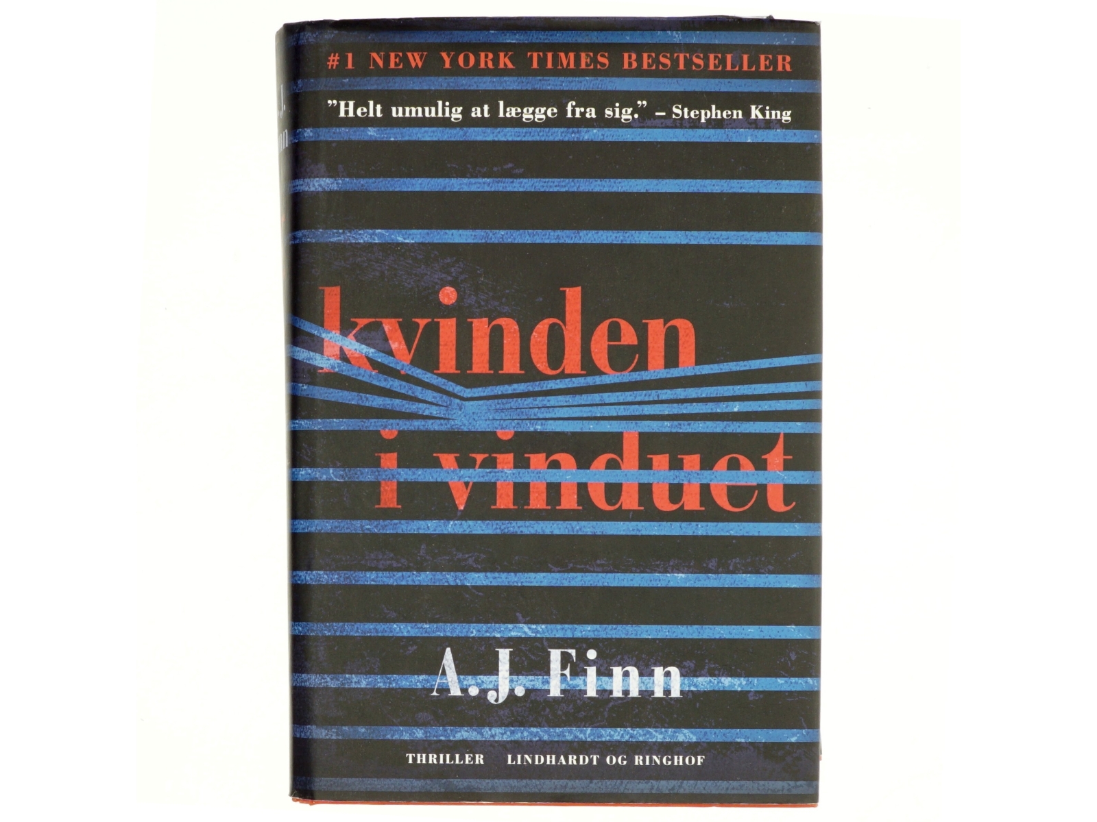 Kvinden i vinduet af A. J. Finn (Bog)