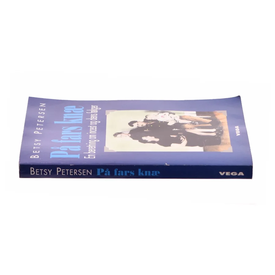 På fars knæ af Betsy Petersen (Bog)