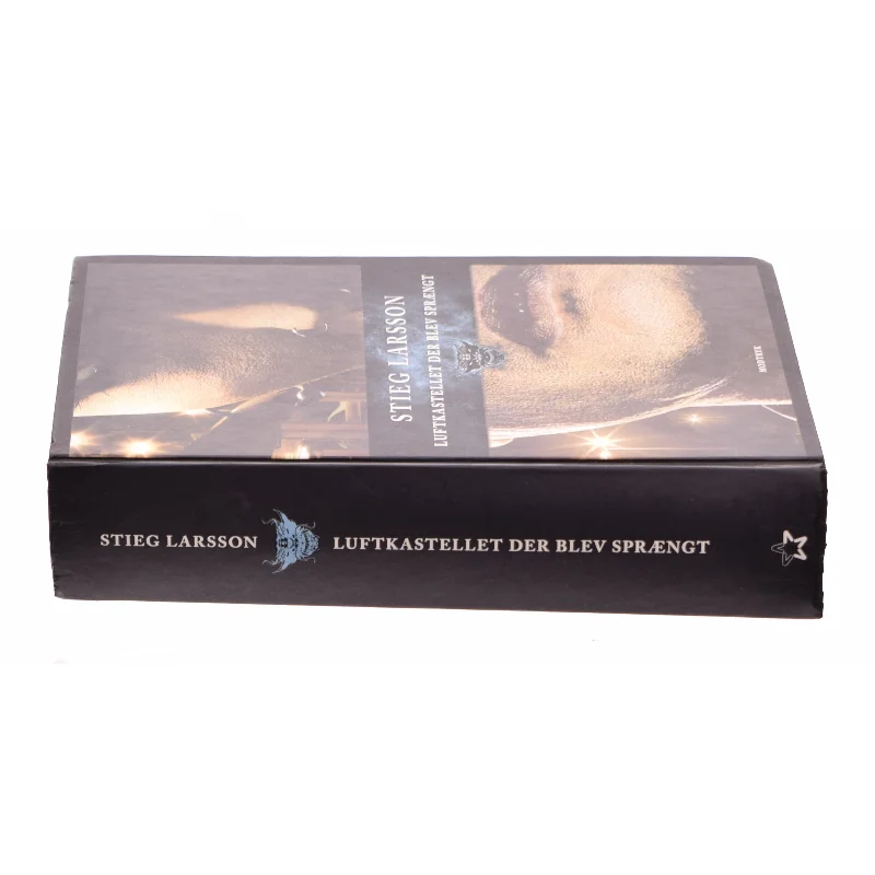 Luftkastellet Der Blev Sprængt af Stieg Larsson (Bog)