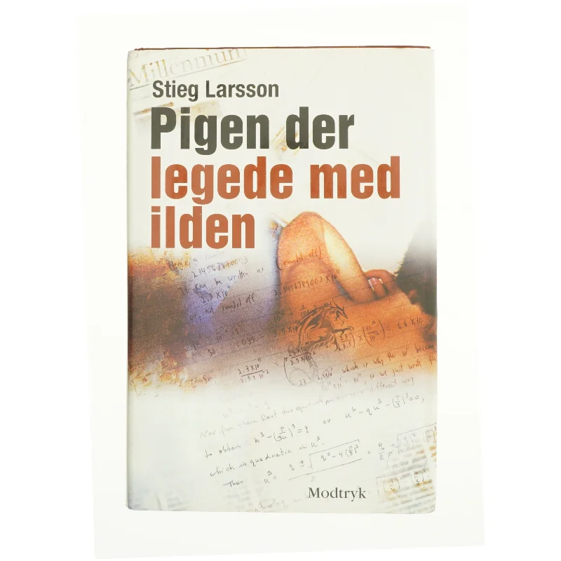 Pigen Der Legede Med Ilden af Larsson, Stieg (Bog)