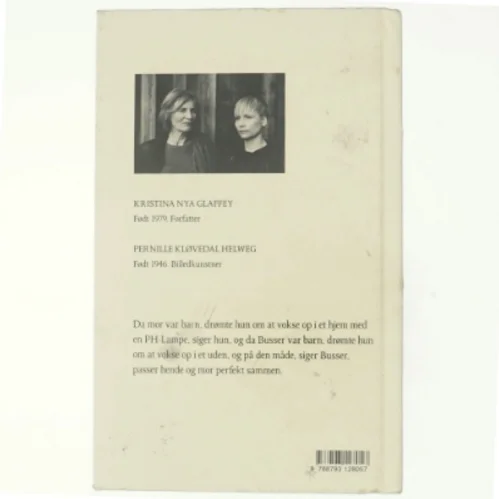 Mor og Busser : romantisk komedie af Kristina Nya Glaffey (Bog)