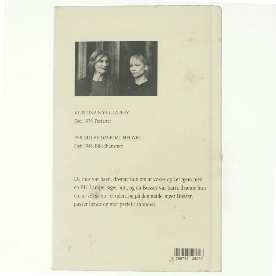 Mor og Busser : romantisk komedie af Kristina Nya Glaffey (Bog)