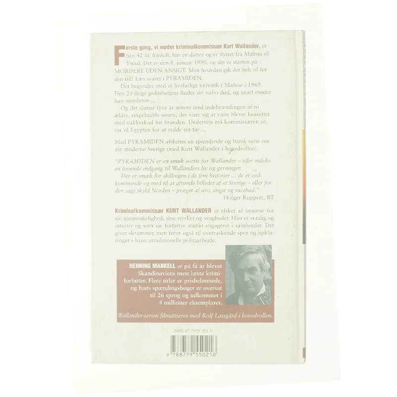 Pyramiden af Henning Mankell