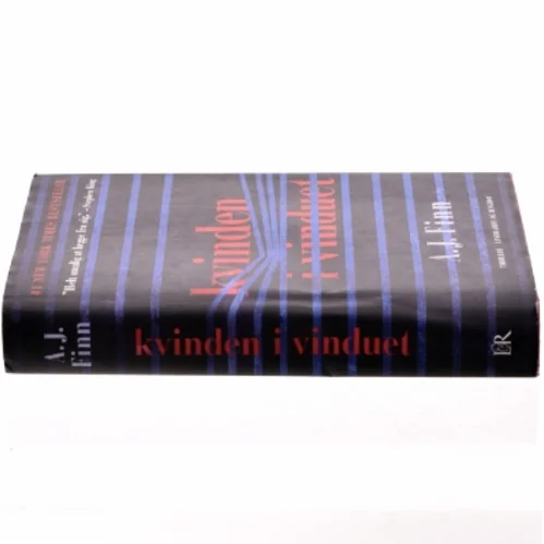 Kvinden i vinduet af A. J. Finn (Bog)