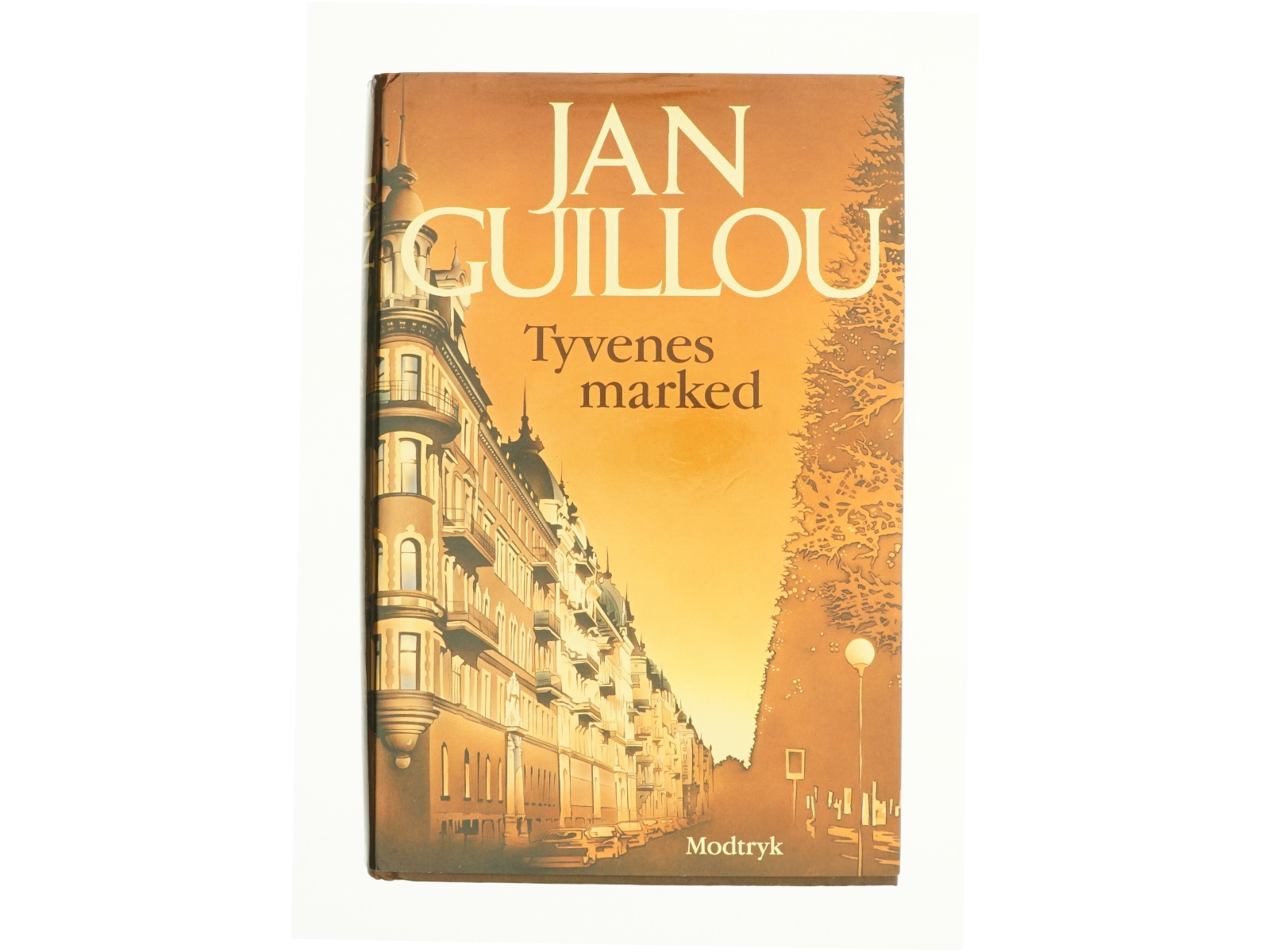 Tyvenes marked af Jan Guillou (Bog)