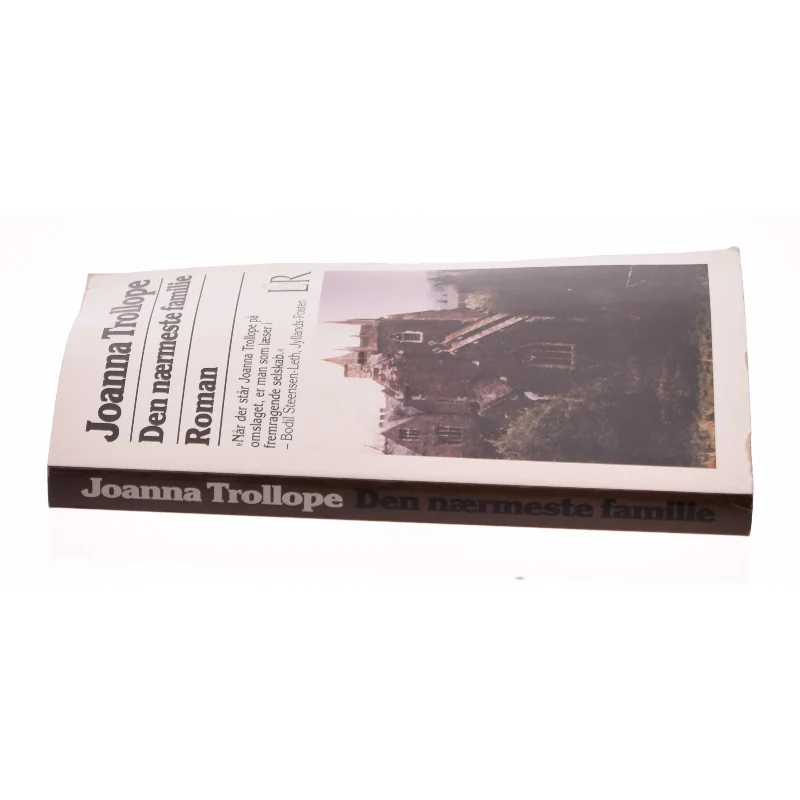 Den nærmeste familie af Joanna Trollope (Bog)