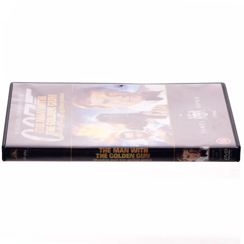 ==/ the man with the golden gun