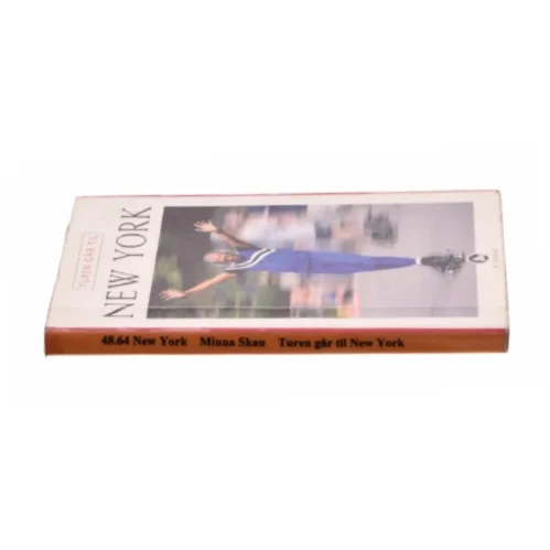 Turen går til New York af Minna Skau (Bog)