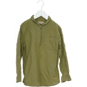 Skjorte med lynlås og brystlomme fra Zara (str. 122)