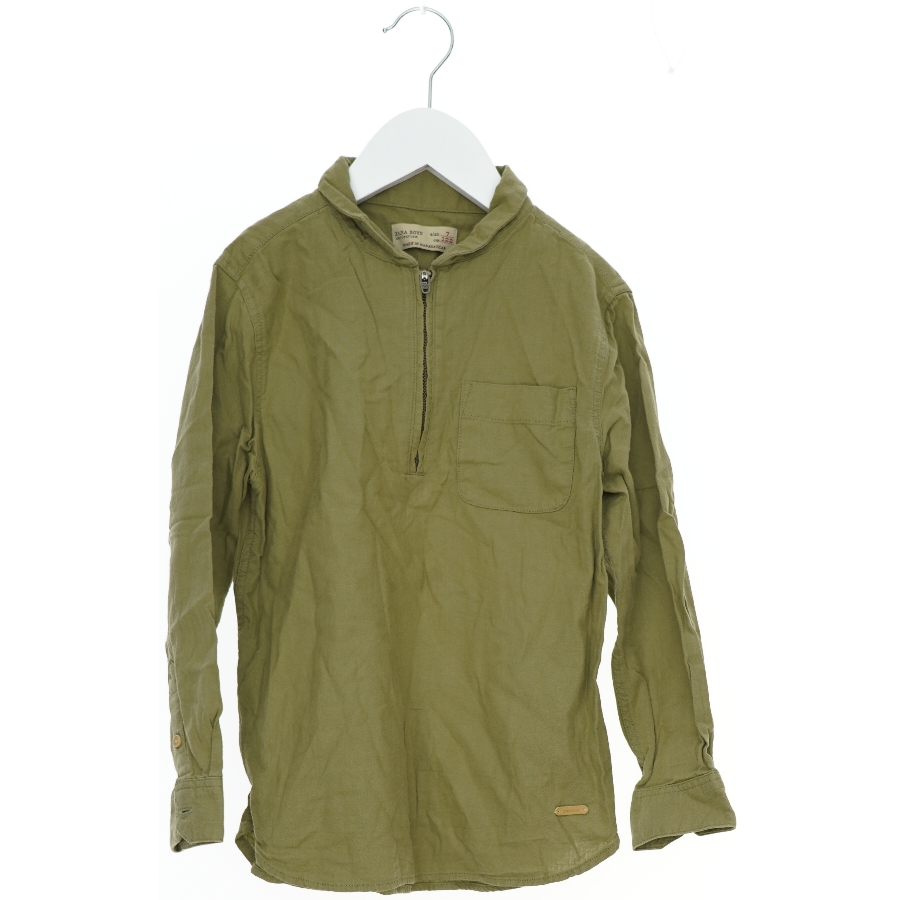 Skjorte med lynlås og brystlomme fra Zara (str. 122)