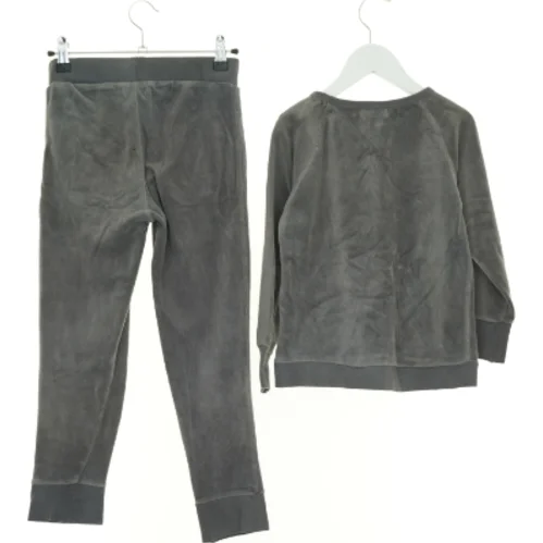 Sæt, bukser og trøje fra Bakito (str. 128 cm)