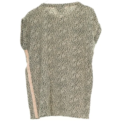 T-shirt fra Sofie Schnoor (str. 140 cm)