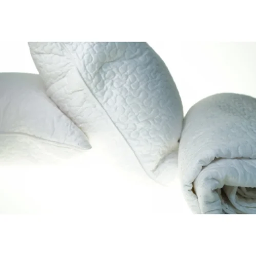 Puder og sengetæppe (str. 250 x 260 cm og 60 x 60 cm)