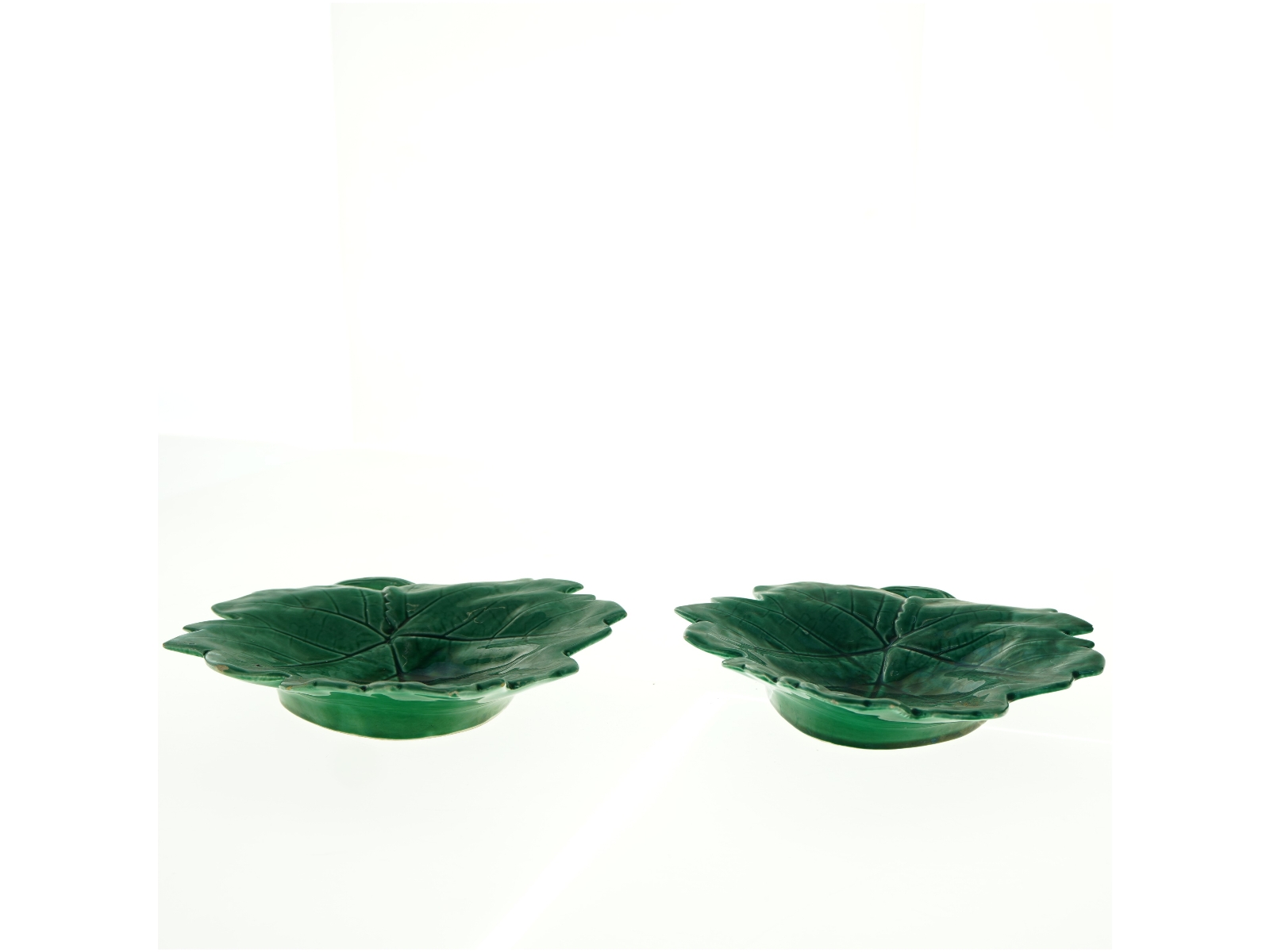Grønne keramik blade skåle (str. 25 x 24 cm)