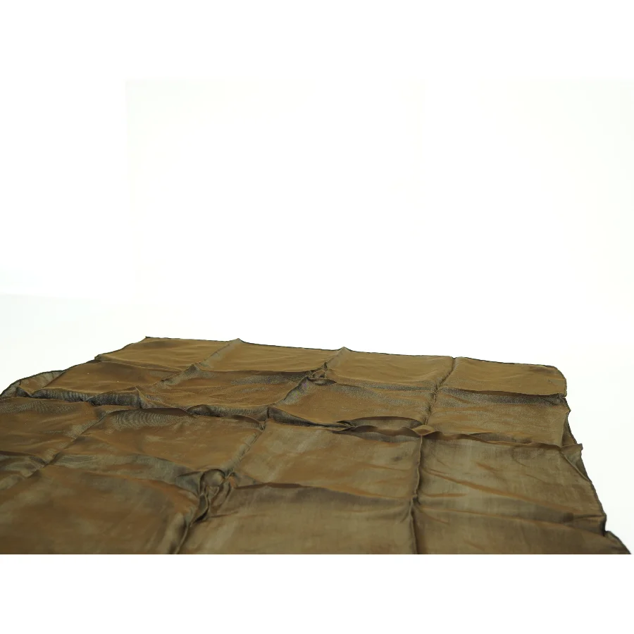 Brunt tørklæde (str. 70 x 65 cm)