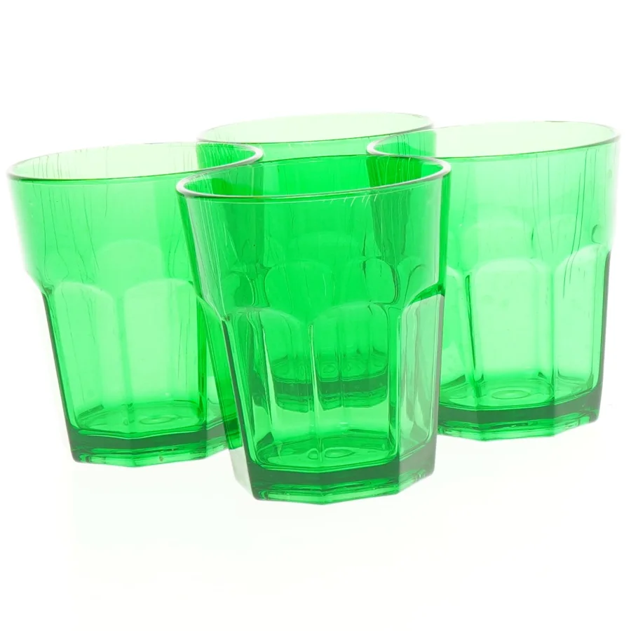 Grønne plastikglas (str. 8,5 cm)