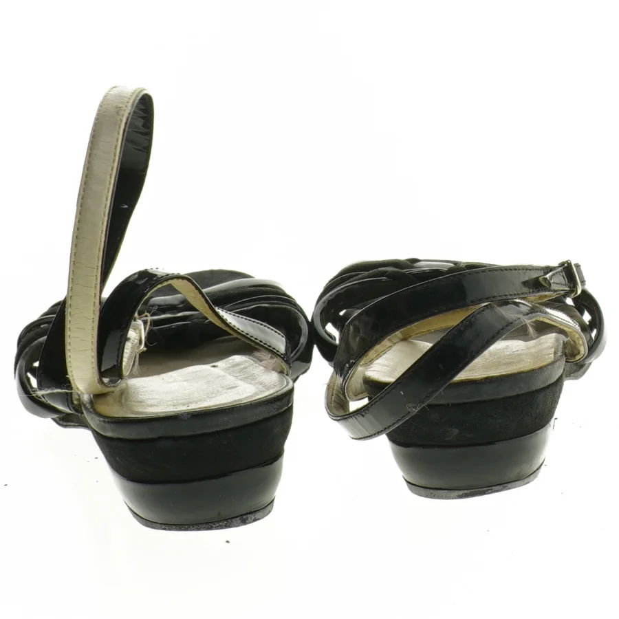 Brugte sorte sandaler fra Enzo Di Liena (str. 5,5)