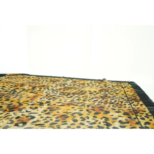 Tørklæde med leopardprint (str. 115 x 115 cm)