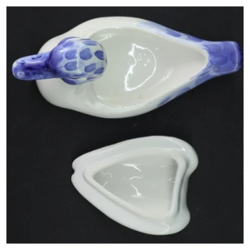 Fuglefigur af porcelæn 