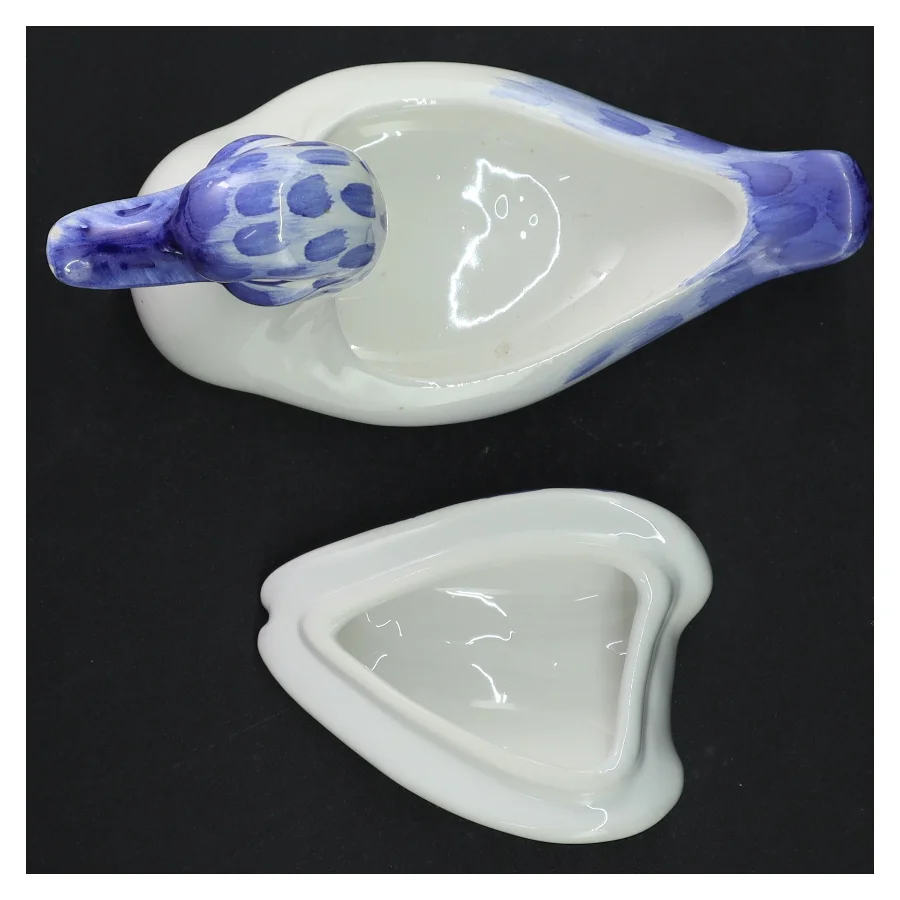 Fuglefigur af porcelæn 