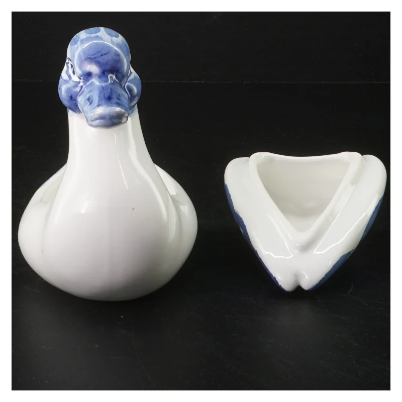 Fuglefigur af porcelæn 