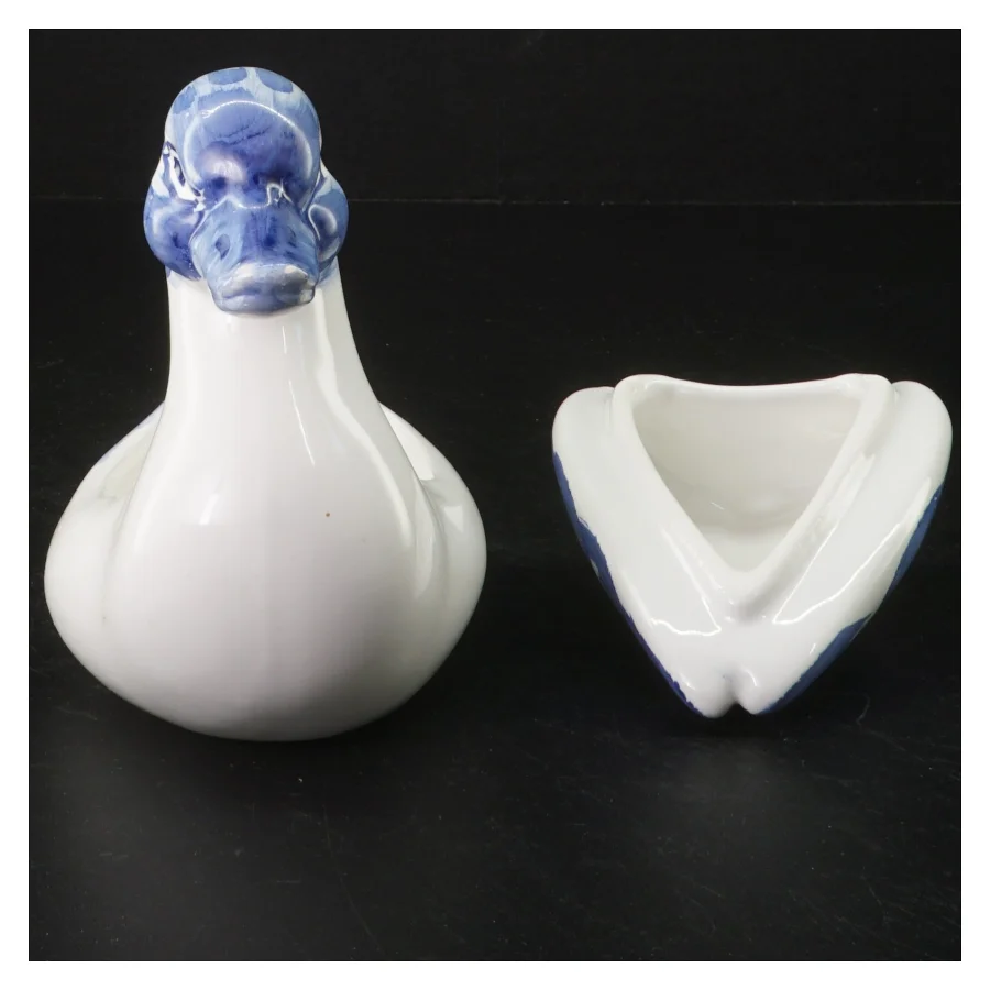 Fuglefigur af porcelæn 