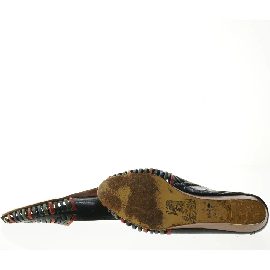 Sorte læderballerinaer med flettet detalje fra Cepini (str. 38)