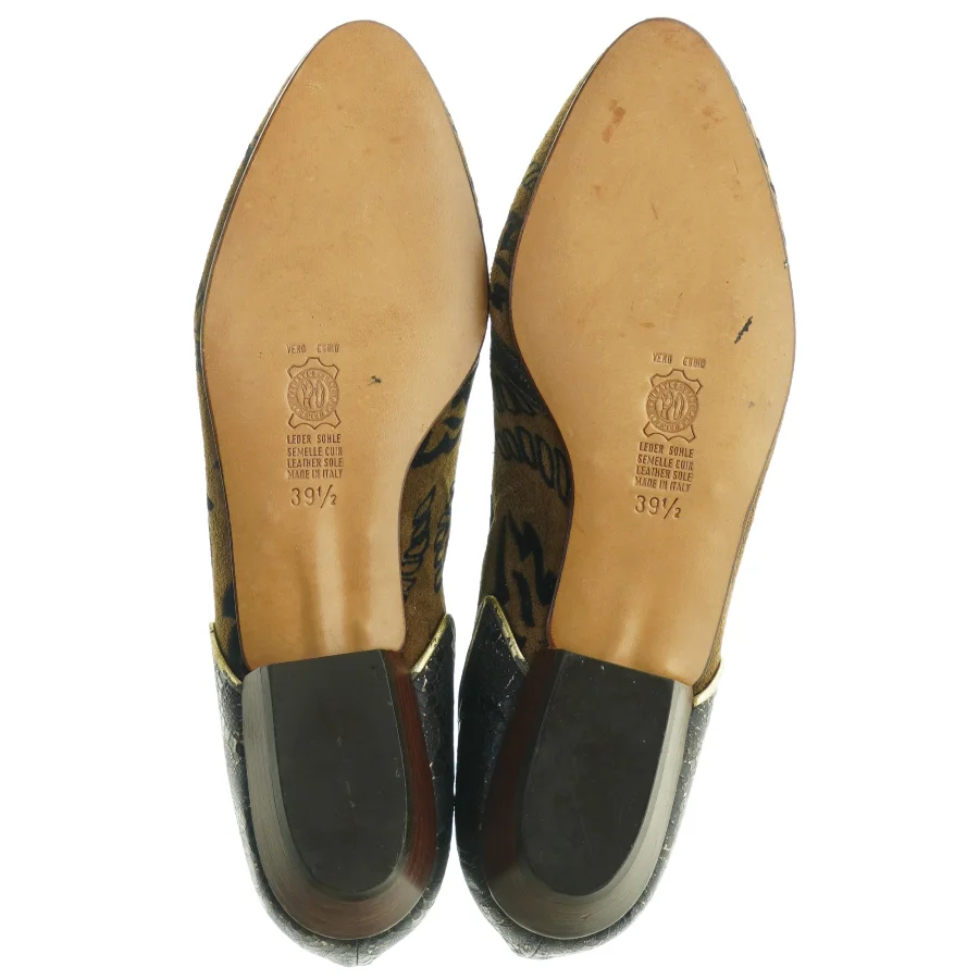 Damesko i velour og lak (str. 39,5)