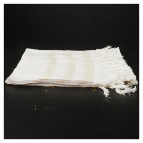 Hvidt tørklæde med guldstriber (str. 84 x 94 cm)