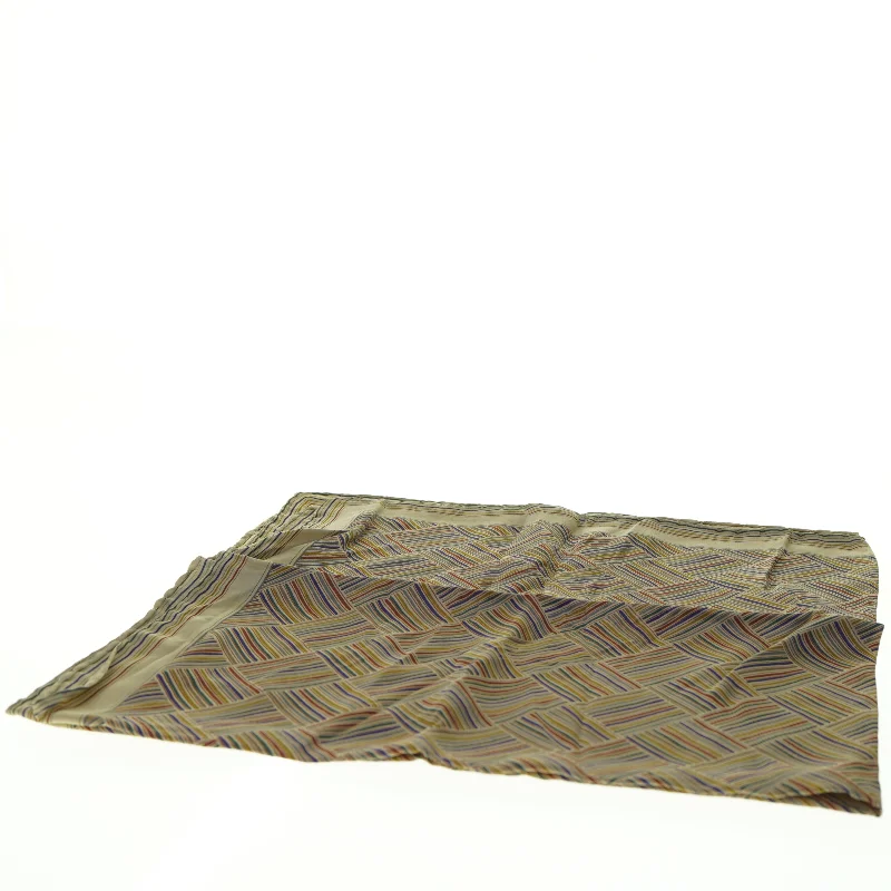 Mønstret tørklæde (str. 65 x. 65 cm)