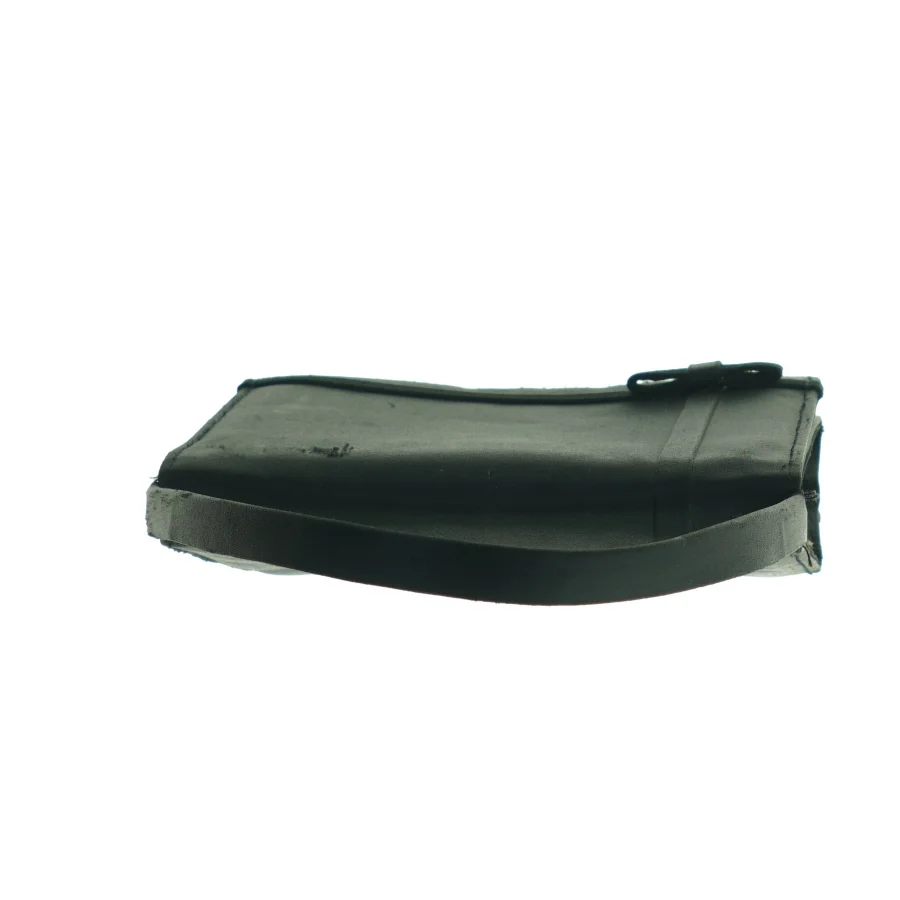 Sort skuldertaske (str. 15,5 x 16 cm)