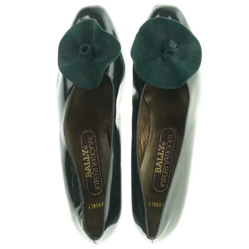 Bally laksko med fløjlsdetaljer fra Bally (str. 6)