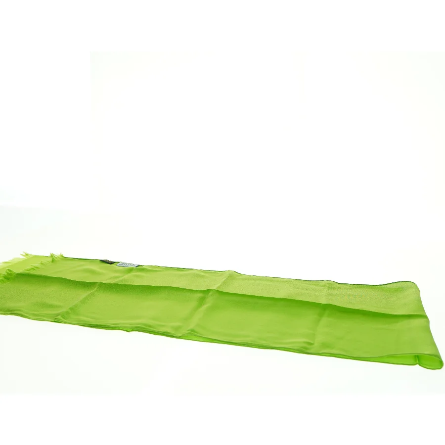 Grøn tørklæde fra John Lewis (str. 140 x 27 cm)