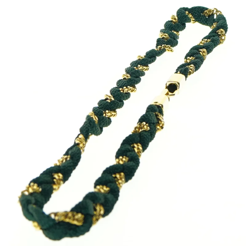 Flettet armbånd med gulddetaljer (str. Længde, 85 cm. b. 1 cm)