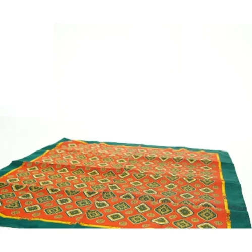 Mønstret tørklæde (str. 58 x. 58 cm)