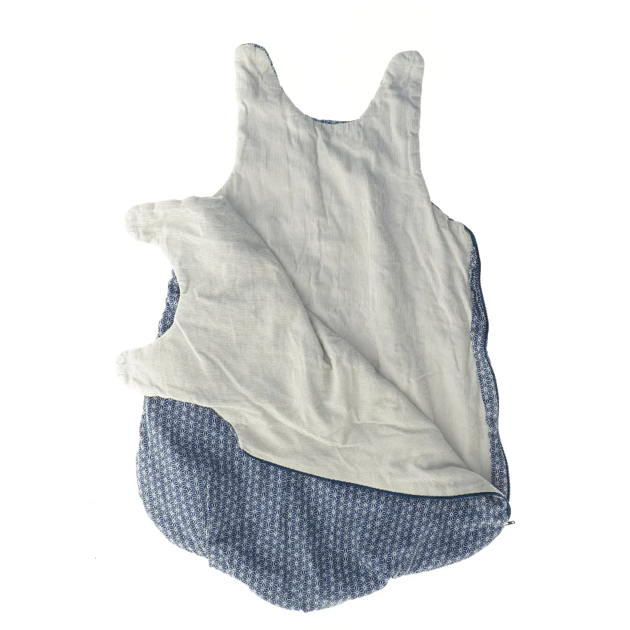 Babysovepose 0-6 mdr. fra CamCam (str. 65 x 45 cm)