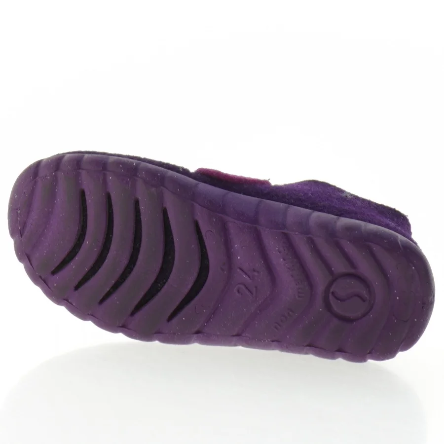 Hjemmesko med kaninmotiv fra Superfit (str. 24)