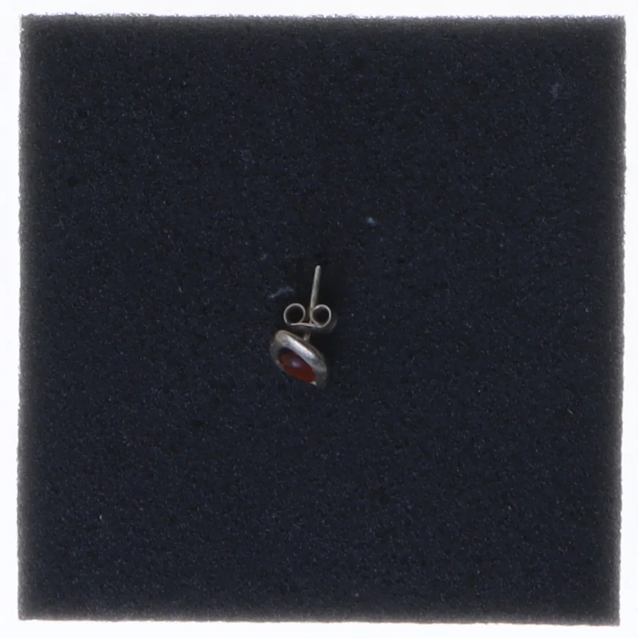 Ørering med rav (str. 1 cm)