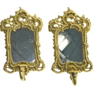 Dekorative spejlrammer af messing med lyssestage (str. 28,5x16,5 cm)