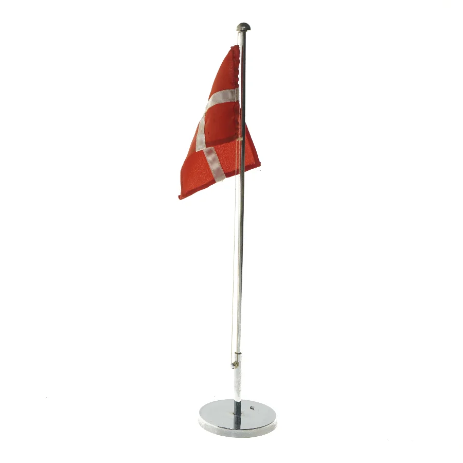 Bordflag med Dannebrog (str. 43,5 cm)