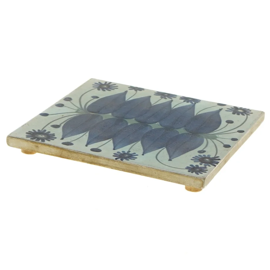 Dekorativt flise med blomstermotiv (str. 15x15 cm) fra Aluminia